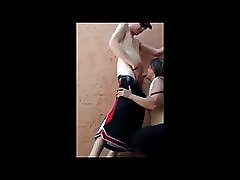 A forgatás a szopást a prostituált, a sikátorban