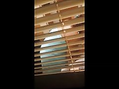 Ablak kém 1: friss ki a zuhany alatt